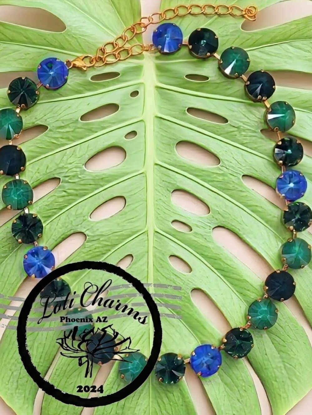 Green Absinthe Fairys Kiss Premium Crystals in Classic 18K Gold Plated Necklace